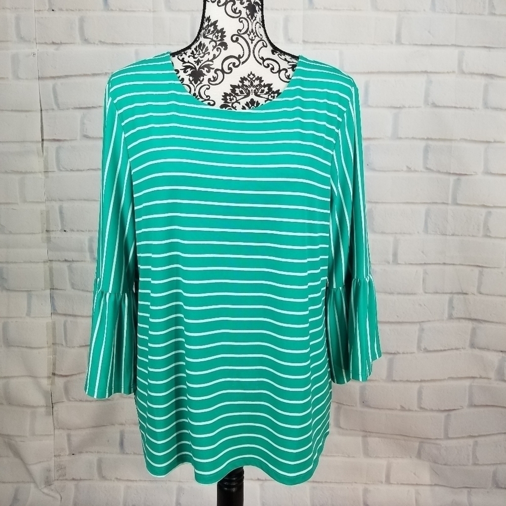 Chico's strip print keyhole back stretch top sz 1